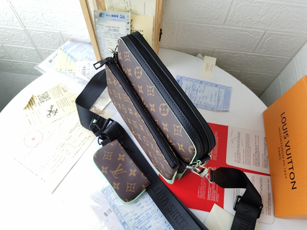 ルイヴィトンバッグ背面デザイン